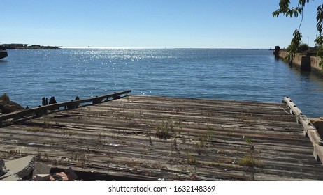 a dock to the bay