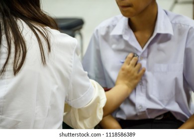 Doctor Listening Patient Heartbeat Stethoscope On Stock Photo ...