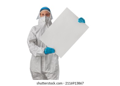 Doctor Or Nurse In PPE With Face Shield, White N95 Respirator And Blue Gloves, Holding A Blank Poster With Copy Space In Hand So You Can Add Your Own Message Image Isolated On White Background. Mockup