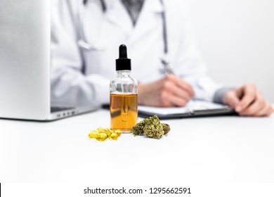 Doctor Prescribes Medical Cannabis 