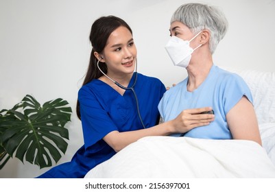 Doctor Use Stethoscope, Checking Up Heart Beat Of Senior Woman, Auscultation Special At Home. One Stop Service. Older People Cardiology Healthcare Concept