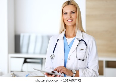 43,692 Blonde female doctor Images, Stock Photos & Vectors | Shutterstock