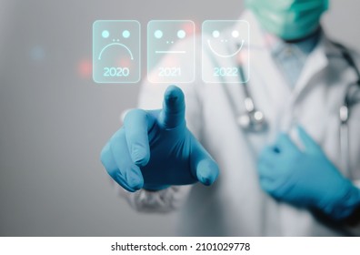 Doctors Or Scientists Survey The Satisfaction Of The Patient Prevention Management System And Publish The COVID-19 Mutation Health Preference Survey Concept.
