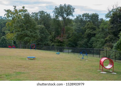 6,613 Dog park fence Images, Stock Photos & Vectors | Shutterstock