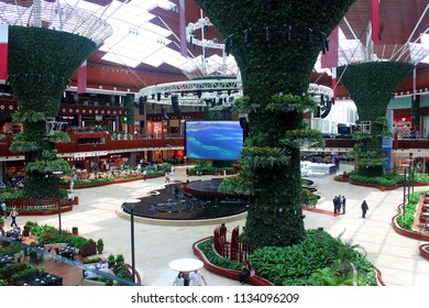 Malls Qatar Images Stock Photos Vectors Shutterstock