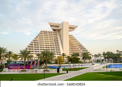 Doha, Qatar - March 2020: The Sheraton Grand Doha Resort & Convention Hotel Is A Five-star Luxury Hotel Run By The Sheraton Hotels And Resorts Overlooking The Persian Gulf In The West Bay Area Of Doha