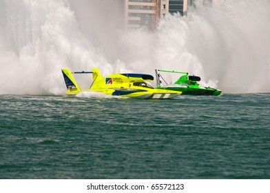 DOHA-NOV 20: Boats Racing In The Oryx Cup H1 Unlimited World Championship Event Nov 20, 2010 In Doha, Qatar.