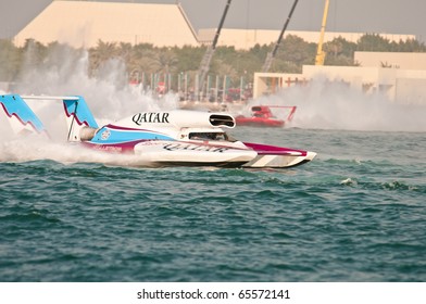 DOHA-NOV 20: Dave Villwock Piloting The Spirit Of Qatar To A World Championship Win While Racing In The Oryx Cup H1 Unlimited World Championship Event Nov 20, 2010 In Doha, Qatar.