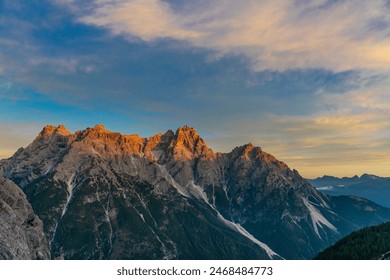 Dolomites beautiful mountain landscape on a sunny day. Hiking in the Alps in Italy, South Tirol mountain range of Alpi Dolomiti di Sesto near Cortina di Amprezzo and Tre Cime di Lavaredo alpine scene - Powered by Shutterstock