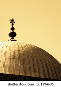 Dome In The City Of The Dead - Cairo