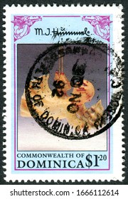 DOMINICA - CIRCA 1992: A Stamp Printed In Dominica, Depicted Of Hummel Figurines - Flying Angel, Circa 1992