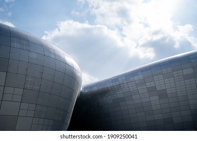 Dongdaemun Design Plaza - Stock Photo