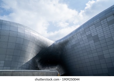 Dongdaemun Design Plaza - Stock Photo