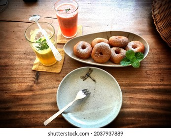 Sarapan Pagi Images Stock Photos Vectors Shutterstock