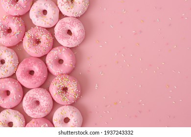 128,446 Donut pink background Images, Stock Photos & Vectors | Shutterstock