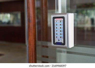 Door Electronic Access Control System Machine. Finger Print Scan Devices Machine.                               