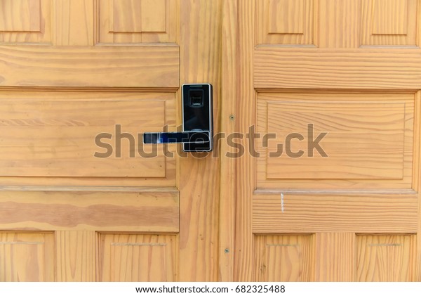 Door Handle Chrome Door Knobdoor Lock Stock Photo Edit Now 682325488