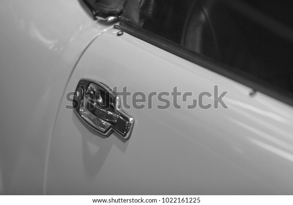 door handles of cars with\
door lock