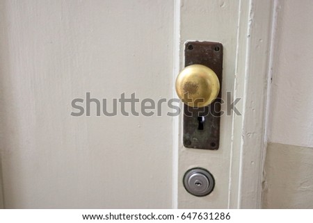 Door knob