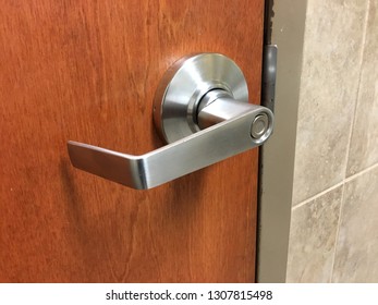 Imagenes Fotos De Stock Y Vectores Sobre Bathroom Door Lock