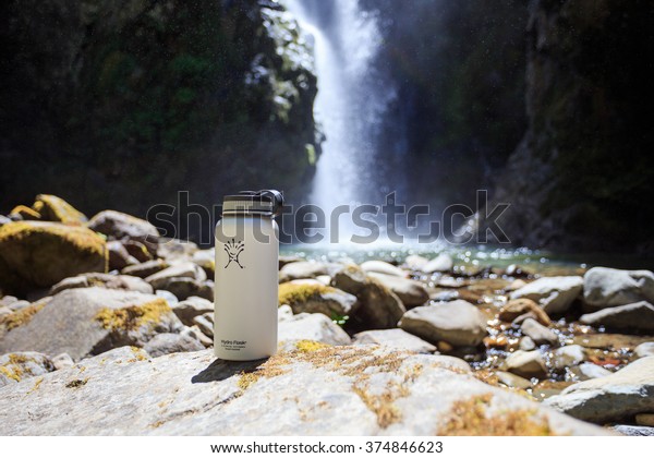 nature hydro flask