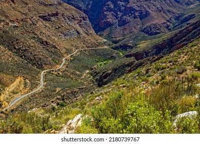 Dorps River Valley On Swartberg Pass