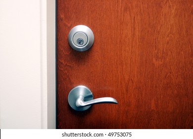 The Door Knob With The Break Door Images Stock Photos