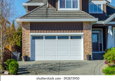 Double Doors Garage.