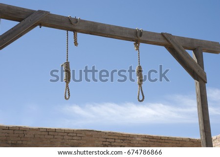 Double Nooses in Gallows in a Courtyard - path included