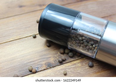 double salt and pepper grinder