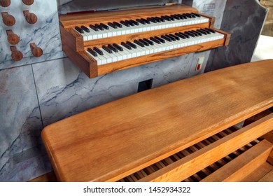 double row keys church organ