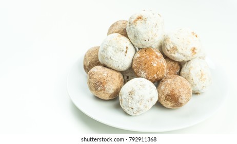 Doughnut Holes With Sugar And Cinnamon