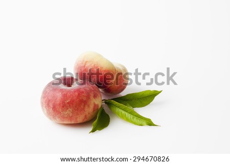 Doughnut peaches
