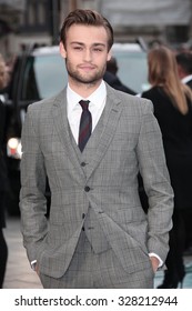 Douglas Booth Attends The UK Premiere Of 'Noah' At Odeon Leicester Square On March 31, 2014 In London, England.



