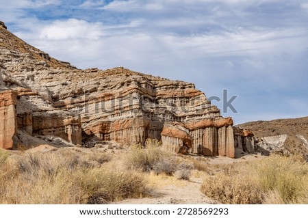 The Dove Spring Formation (formerly the Ricardo Formation), continental and lacustrine sediments containing lava flows and tuff. Alluvial gravel and sand. Red Rock Canyon State Park, Kern County, California. Mojave Desert.