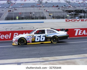 DOVER, DE - MAY 30:Dave Blaney On The Track Qualifying At The Monster Mile Nascar Race  In Dover, DE On May 30, 2009.