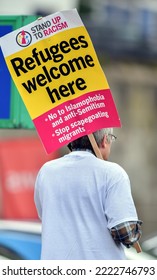 Dover, Kent, UK 5th September 2022, Port Of Dover, Protestors In Favour Of Migrants, Welcome Refugees To The UK.

