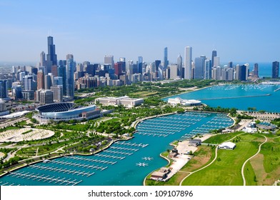 Downtown Chicago & Lake Michigan