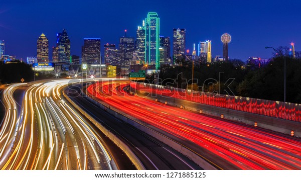 Downtown Dallas\
Skyline