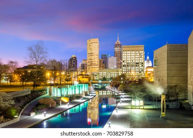 Downtown Indianapolis Skyline Twilight Stock Photo 703829758 | Shutterstock