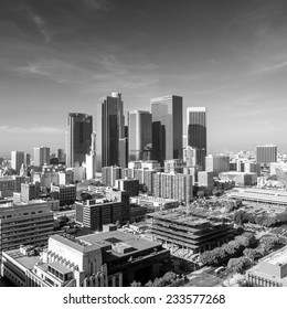 934 Los Angeles Skyline Black And White Images, Stock Photos & Vectors ...