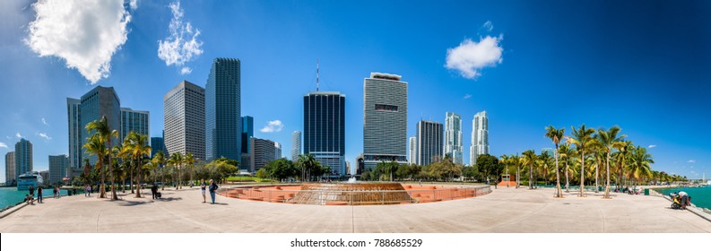 Downtown Miami - Bayfront Park.