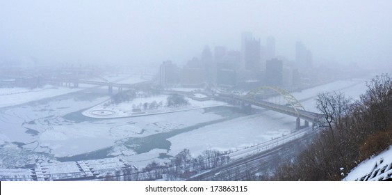 Downtown Pittsburgh During Winter Storm Of January 2014