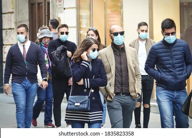 Downtown Shopping Street Crowded With People Wearing The Covid Mask Turin, Italy, October 2020.