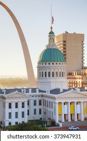 Downtown St Louis, MO With The Gateway Arch At Sunrise