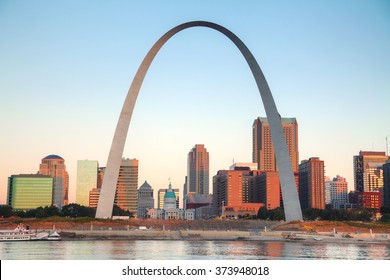 Downtown St Louis, MO With The Old Courthouse And The Gateway Arch At Sunrise