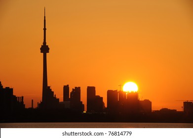  Downtown Toronto At Sunrise