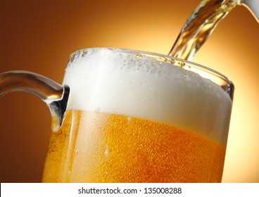 生ビール写真素材 Shutterstock