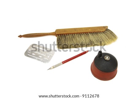 Drafting brush