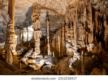 Dragon cave (Cuevas del Drach) in Porto Cristo, Mallorca island, Spain